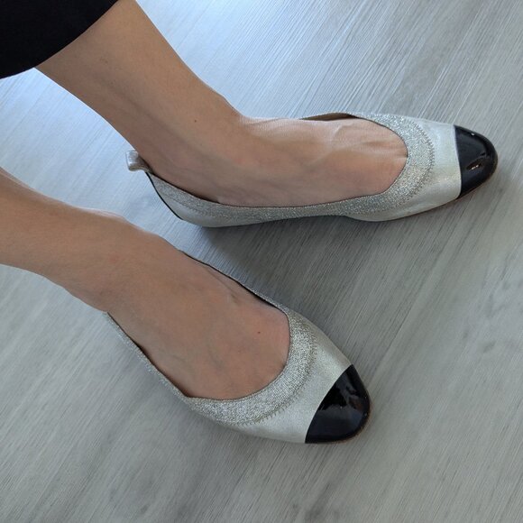 Chanel Bi-Material Ballet Flats in Silver and Black Size 38.5 - Picture 1 of 8